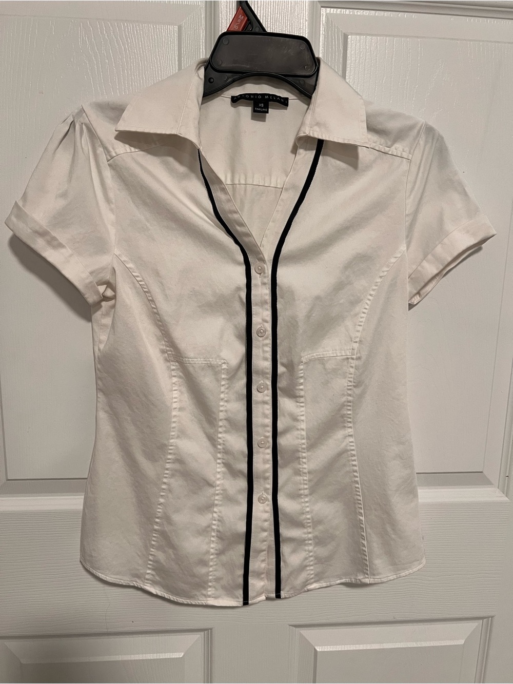 Antonio Melani Fitted White Button Up Contrast Black Piping Trim Office Siren XS